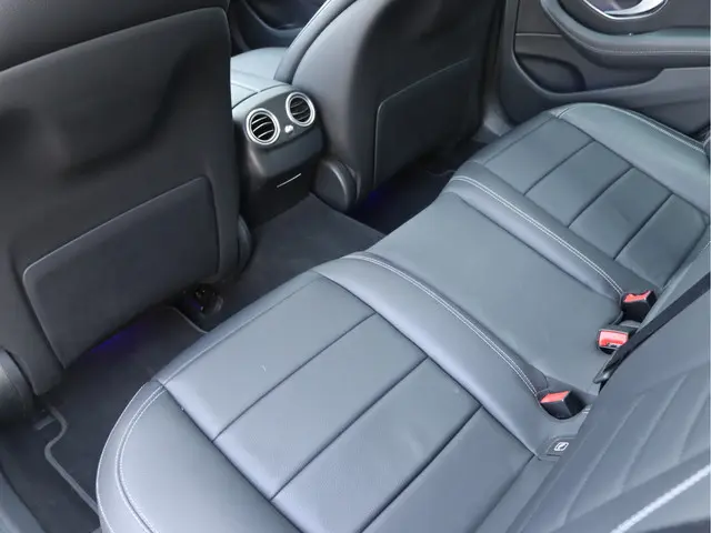 Mercedes-Benz E-Klasse 200 Luxury 2022 Hybride Benzine 30