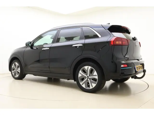 Kia e-Niro ExecutiveLine 64 kWh 2021 Elektrisch 12