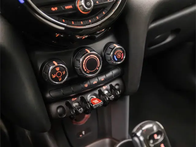 MINI Cooper Mini 1.5 Chili 2019 Benzine 9