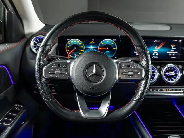 Mercedes-Benz EQA 250 AMG Line 67 kWh 2021 Elektrisch 10