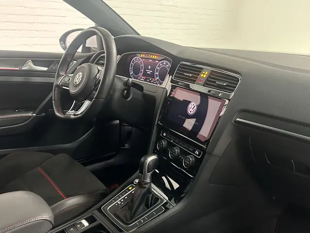 Volkswagen Golf 2.0 TSI GTI Performance 2018 Benzine 19