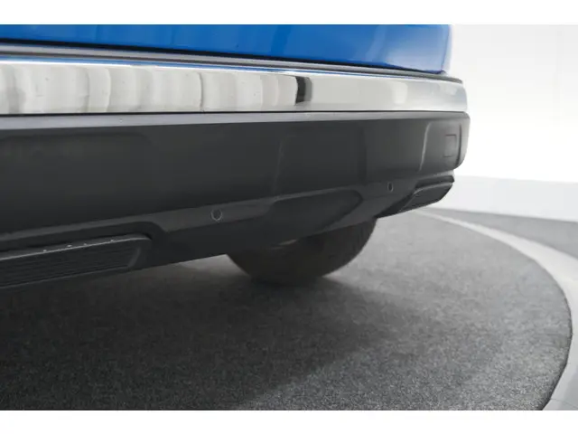 Peugeot 3008 PureTech 130 EAT8 Allure 2022 Benzine 26