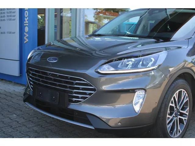 Ford Kuga 2.5 PHEV Titanium 2020 Hybride Benzine 38