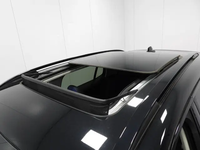 Lynk & Co 01 1.5 PHEV BlackLine 2023 Hybride Benzine 39