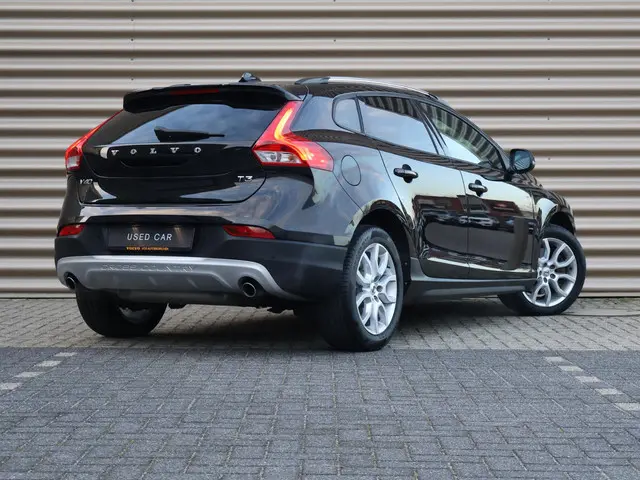 Volvo V40 Cross Country T3 Nordic+ 2017 Benzine 27