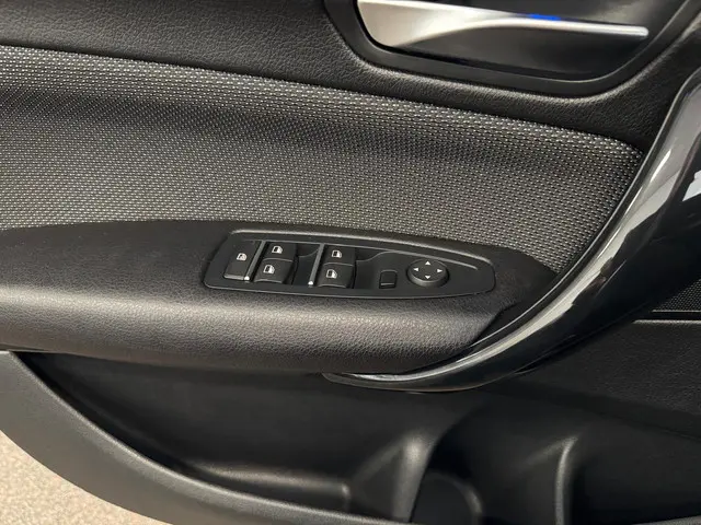 BMW 1 Serie 116i 2019 Benzine 18