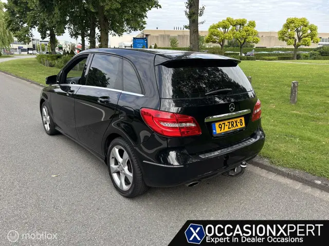 Mercedes-Benz B-Klasse 180 Prestige 2013 Benzine 2