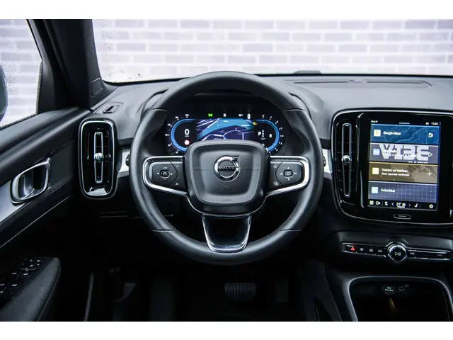Volvo XC40 2.0 B4 Core 2024 Benzine 3