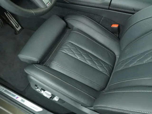 BMW X6 xDrive40i 2024 Benzine 13