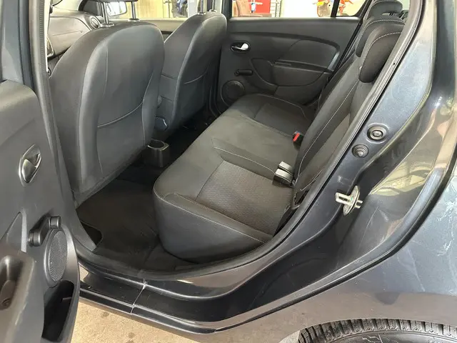 Dacia Logan MCV 0.9 TCe Laureate 2017 Benzine 17