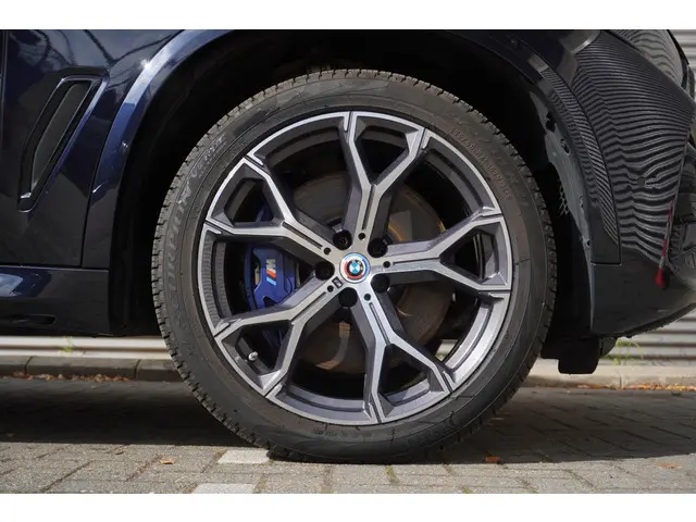 BMW X5 xDrive45e 2023 Hybride Benzine 6