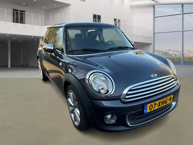 MINI One 2