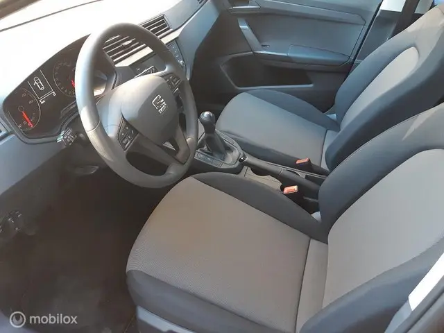 SEAT Ibiza 1.0 TSI NIEUWSTAAT met 2613 km!!!!! 2021 Benzine 7