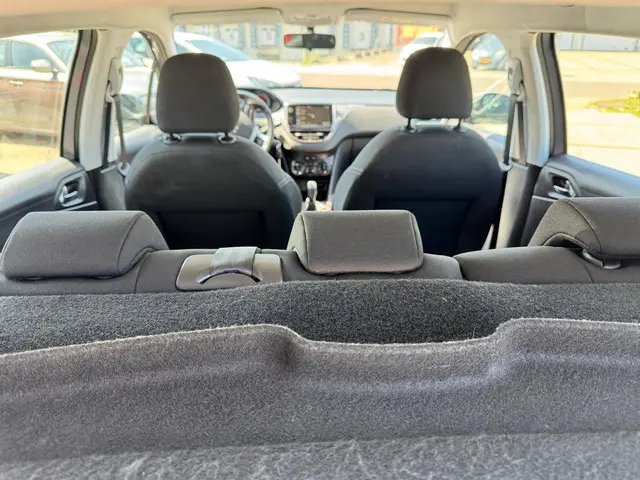 Peugeot 2008 1.2 PureTech Active 2015 Benzine