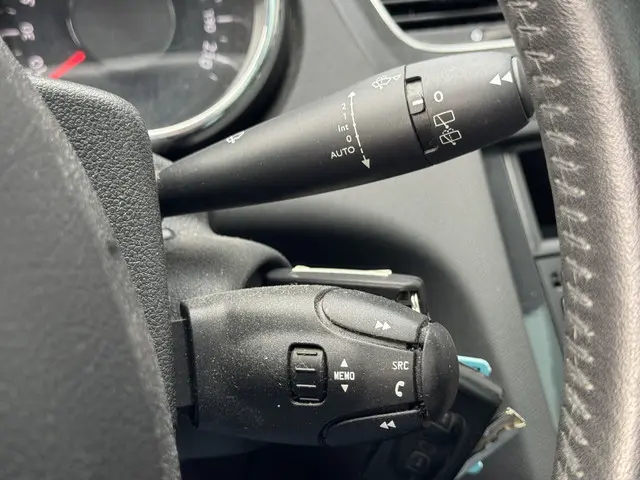 Peugeot 5008 1.2 PureTech Style 7p. 2016 Benzine 27