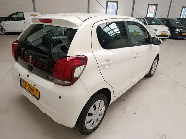 Peugeot 108 1.0 e-VTi Active 2018 Benzine 13