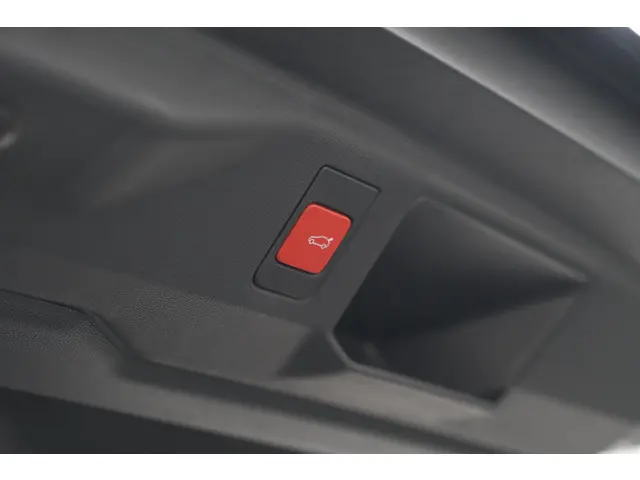 Peugeot 5008 HYbrid 145 e-DCS6 GT 2025 Hybride Benzine 65