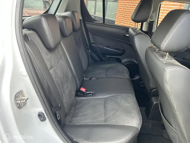 Suzuki Swift 1.2 Business Edition EASSS 2016 Benzine 16