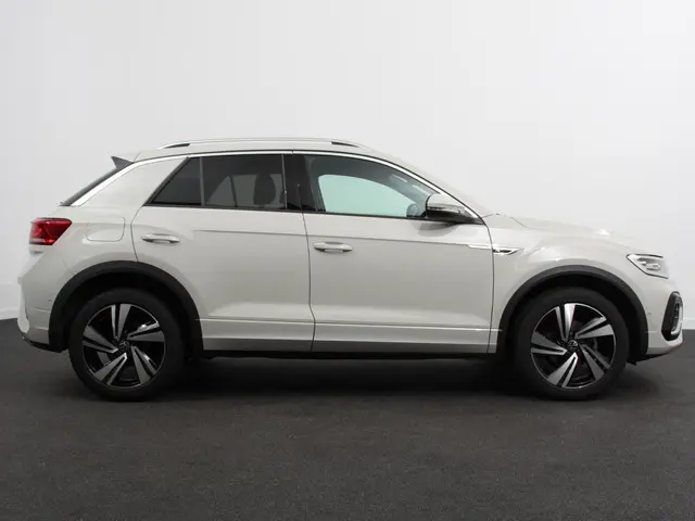 Volkswagen T-Roc 1.5 TSI R-Line+ 2025 Benzine 8