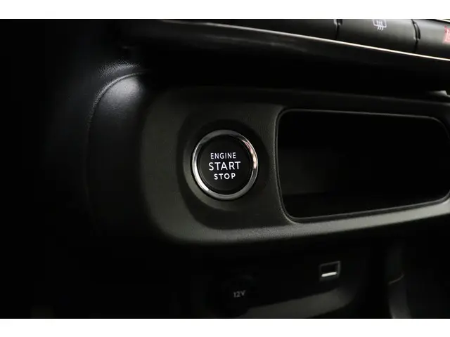 Citroën C3 1.2 PureTech Feel Edition 2023 Benzine 25