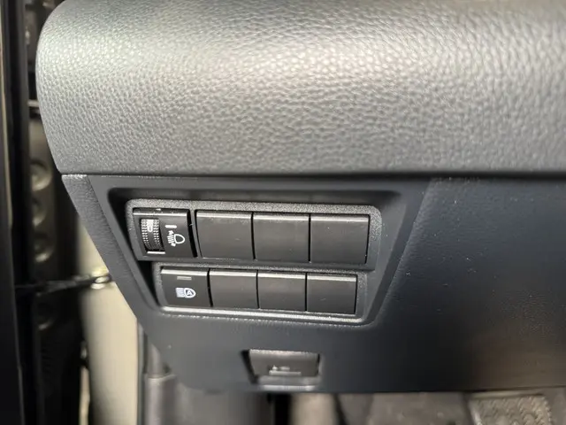 Toyota Yaris 1.5 Hybrid Dynamic 2020 Hybride Benzine 10