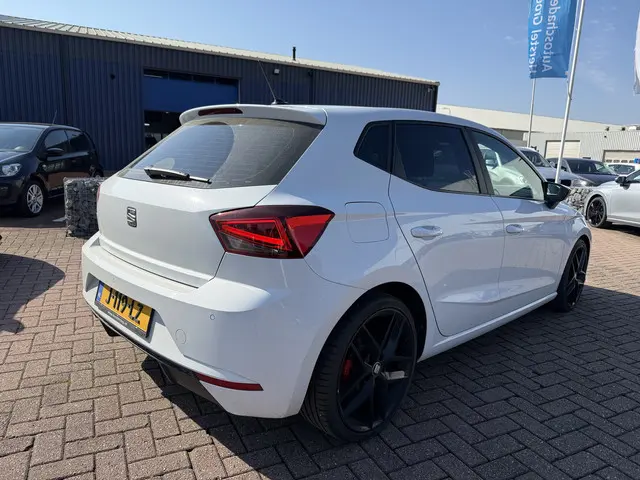 SEAT Ibiza 1.0 TSI 116pk DSG Style 2019 Benzine 4