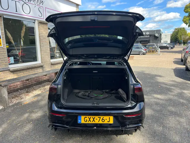 Volkswagen Golf 1.4 eHybrid Style 2021 Hybride Benzine 8