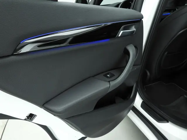 BMW X1 sDrive18i 2022 Benzine 32