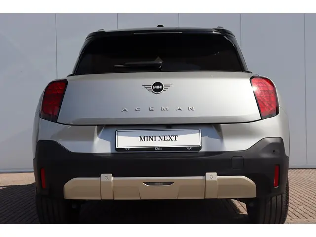 MINI Aceman E | Favoured M 2025 Elektrisch 7