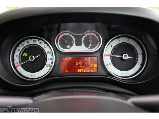 Fiat 500L 1.4-16V Lounge 2012 Benzine 22