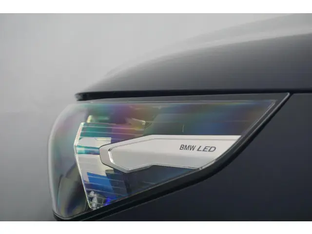 BMW 5 Serie Touring 530e 2024 Hybride Benzine 7