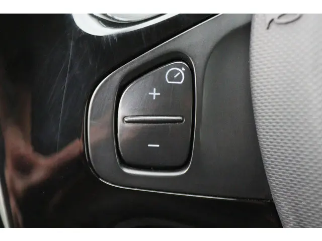 Renault Clio 0.9 TCe ECO Night&Day 2014 Benzine 34