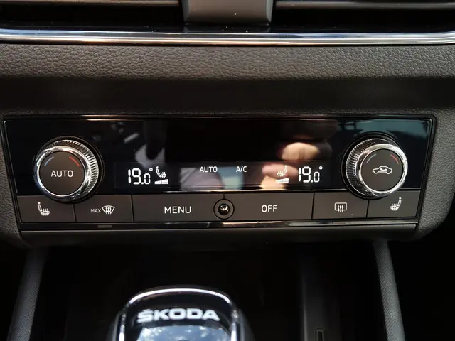 Škoda Kamiq 1.0 TSI Style 2020 Benzine 12