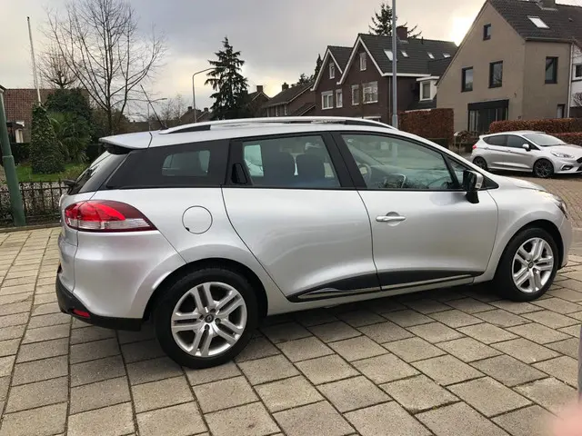 Renault Clio Estate 0.9 TCe Zen 2020 Benzine 6