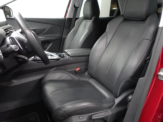 Peugeot 3008 1.2 PureTech GT Line Aut- 2020 Benzine 25