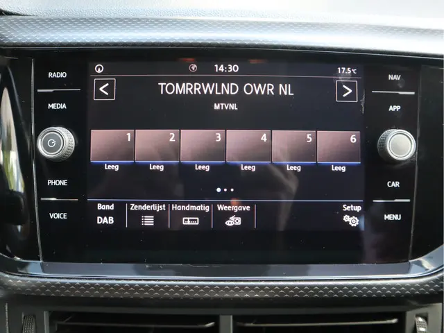 Volkswagen T-Cross 1.0 TSI 2019 Benzine 35