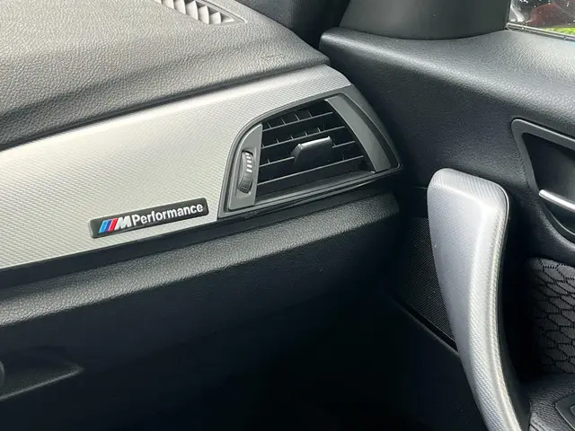 BMW 1 Serie 118i M Sport High Executive 2013 Benzine 22