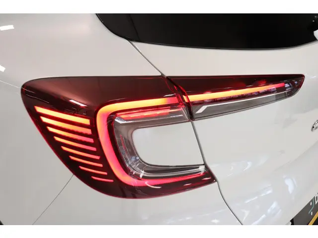 Renault Captur 1.0 TCe 90 techno 2023 Benzine 25