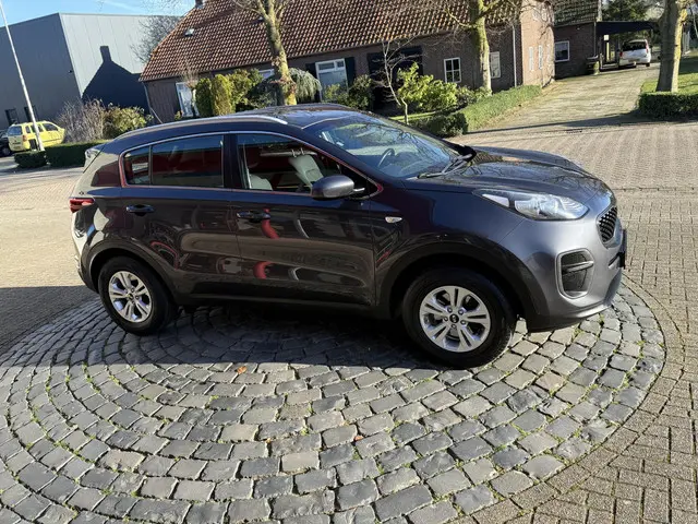 Kia Sportage 1.6 GDI 2016 Benzine 36