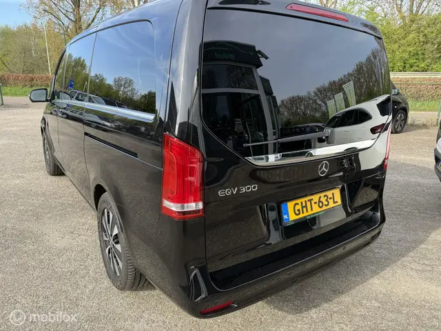 Mercedes-Benz EQV 300 L2 90 kWh bj 2023 2023 Elektrisch 10