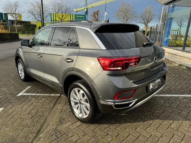 Volkswagen T-Roc 1.5 TSI Style 2023 Benzine 4