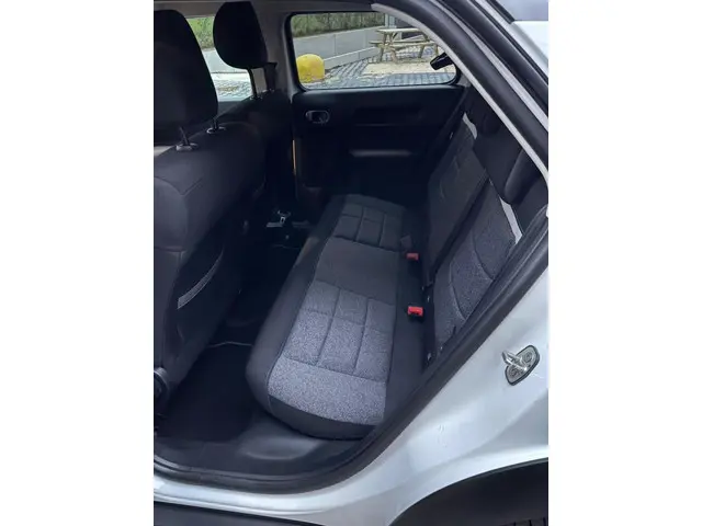 Citroën C4 Cactus 1.2 PureTech Shine 2018 Benzine 5