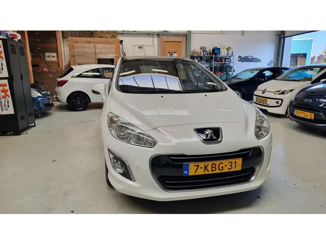 Peugeot 308 1.6 VTi Sportium 2013 Benzine 2