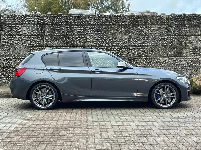BMW 1 Serie M140i xDrive High Executive 2017 Benzine 5
