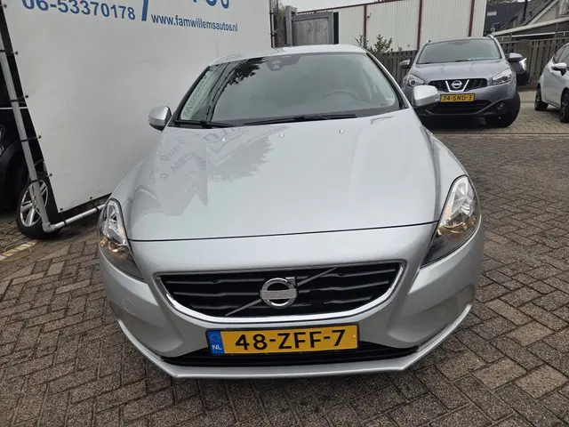 Volvo V40 1.6 T3 Kinetic 2012 Benzine 22