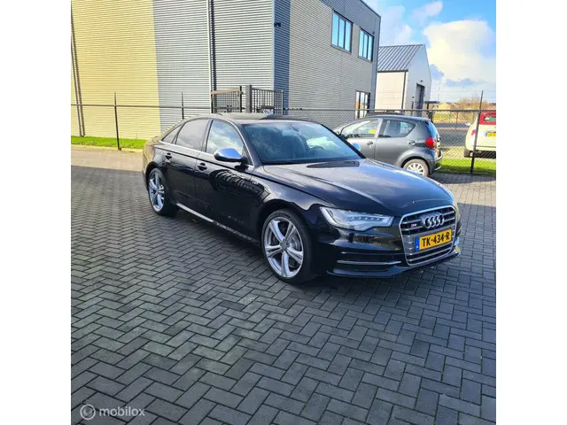 Audi S6 2