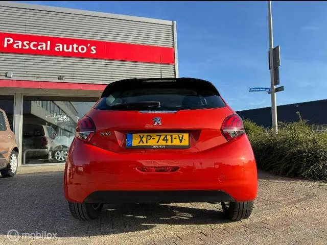 Peugeot 208 1.2 PureTech Allure 2019 Benzine 14