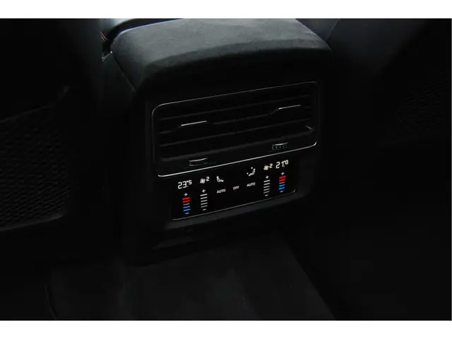 Audi RSQ8 4.0 TFSI Quattro 2020 Hybride Benzine 17