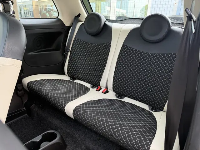 Fiat 500 1.0 Hybrid Launch Edition 2021 Hybride Benzine 26