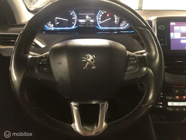 Peugeot 2008 1.2 PureTech Allure 2016 Benzine 11